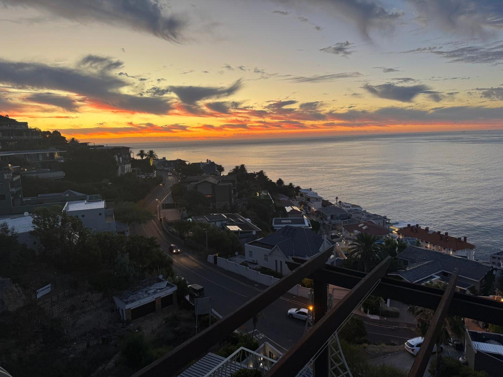 Villa Del Mar - "Luxurious En-Suite Bedroom With Lounge And Stunning Sea View Balcony In Bantry Bay" Кейптаун Экстерьер фото